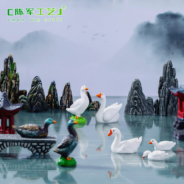 Swimming duck